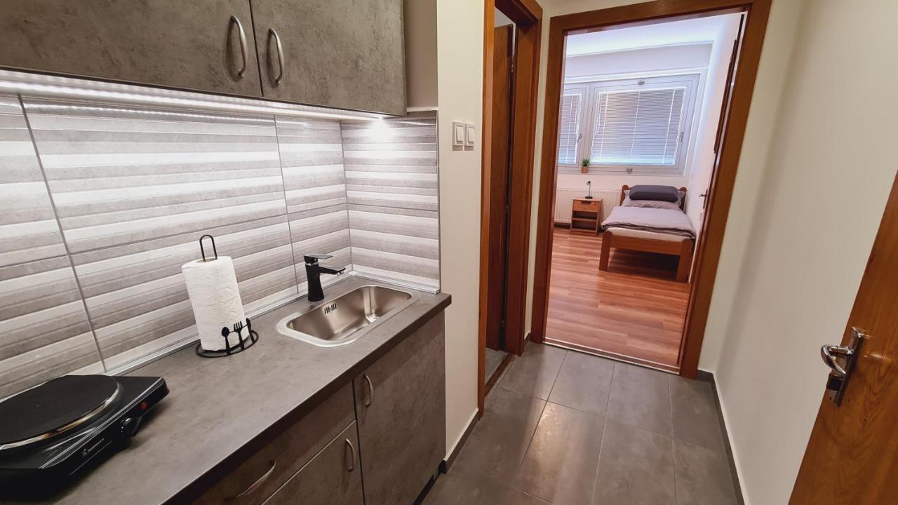 Heder Apartmanok Balatonfenyves Exterior foto