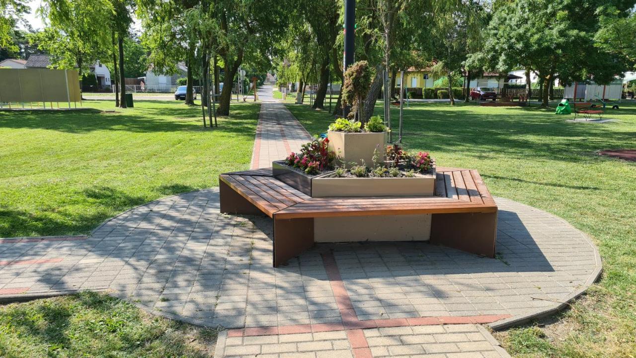 Heder Apartmanok Balatonfenyves Exterior foto