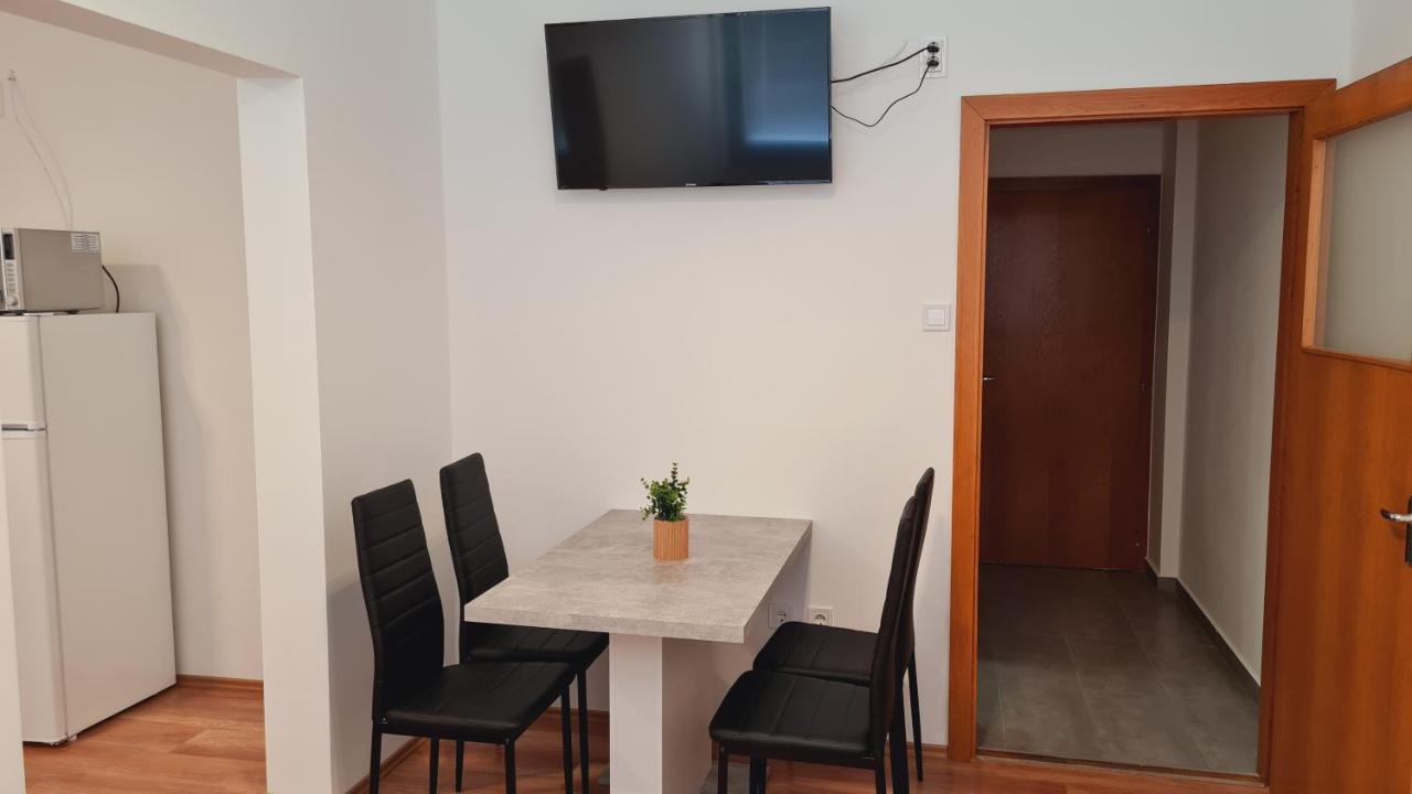 Heder Apartmanok Balatonfenyves Exterior foto