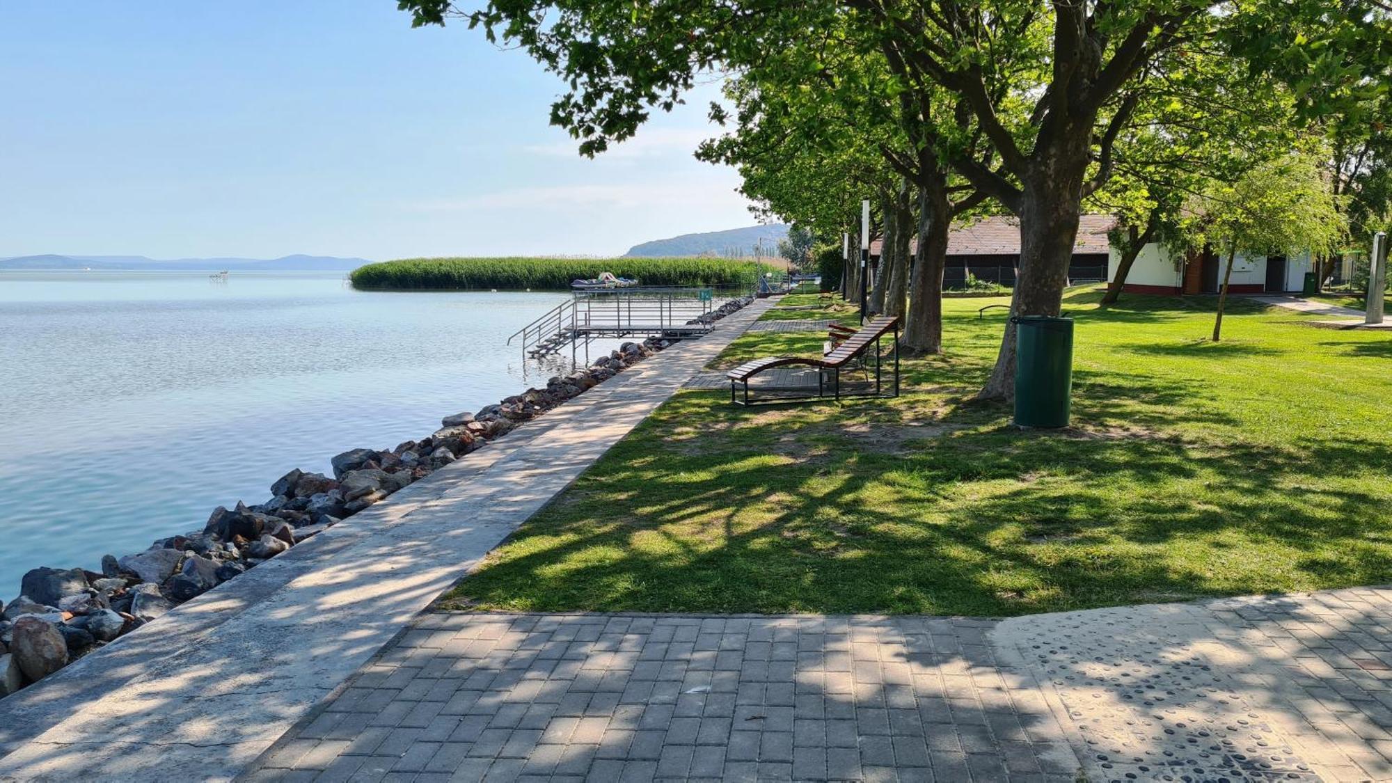 Heder Apartmanok Balatonfenyves Exterior foto