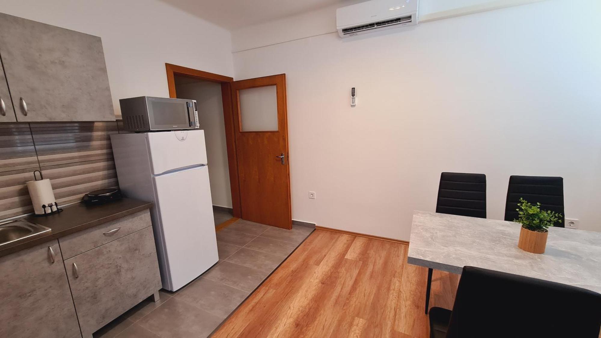 Heder Apartmanok Balatonfenyves Exterior foto