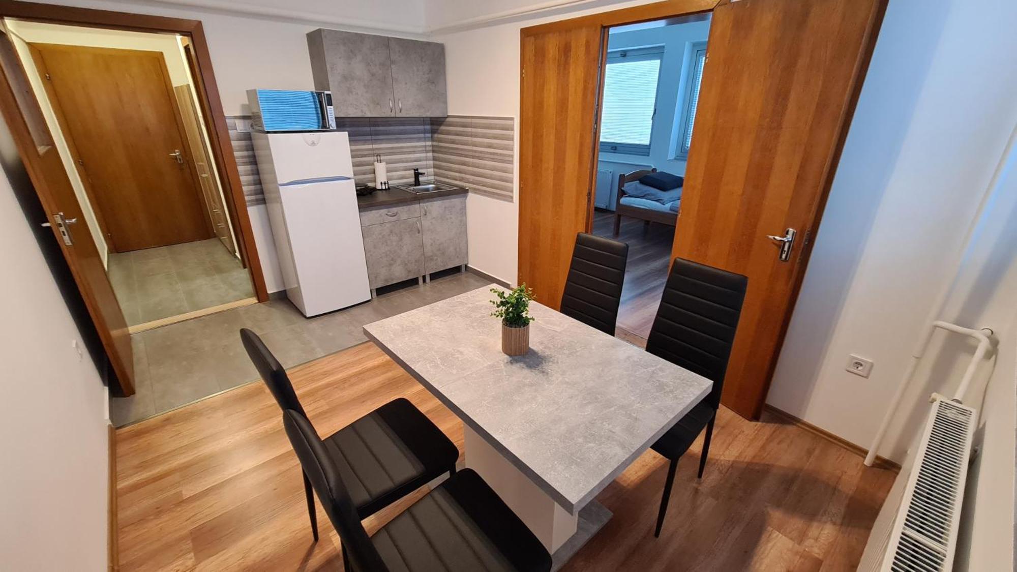Heder Apartmanok Balatonfenyves Exterior foto
