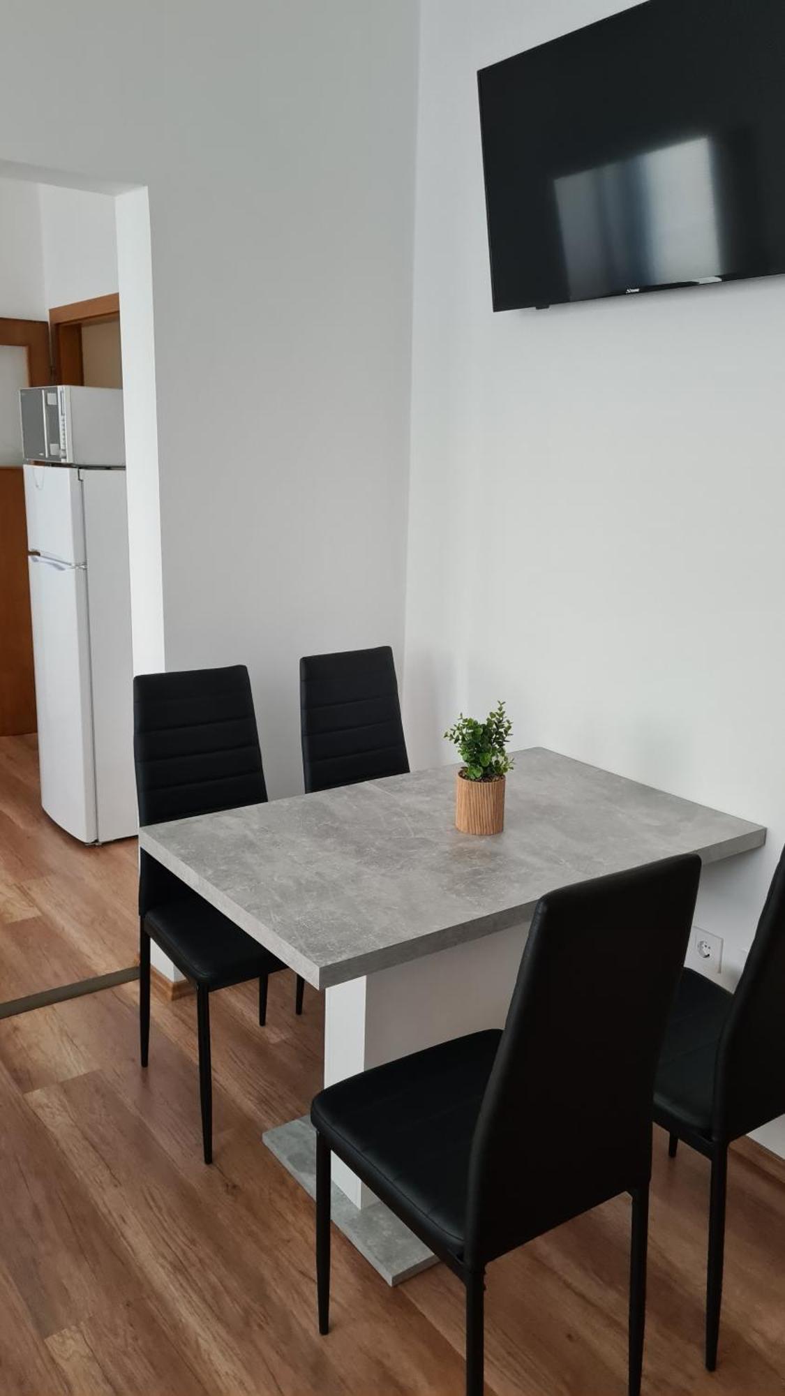 Heder Apartmanok Balatonfenyves Exterior foto